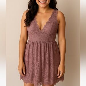 BCBGMaxAzria plunging neckline Lace short Dress in Dusty Rose women's size 6